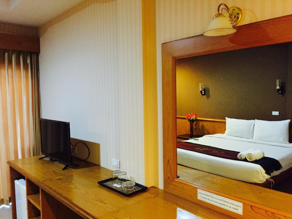 Natural Samui Hotel 3*