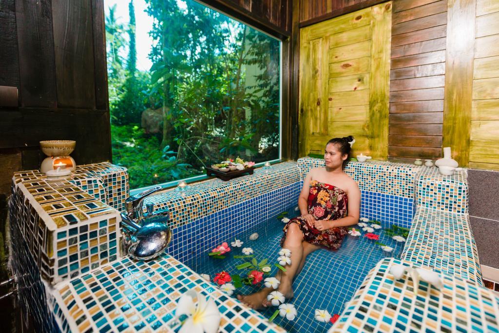 Resort Banburee & Inclusive 4*