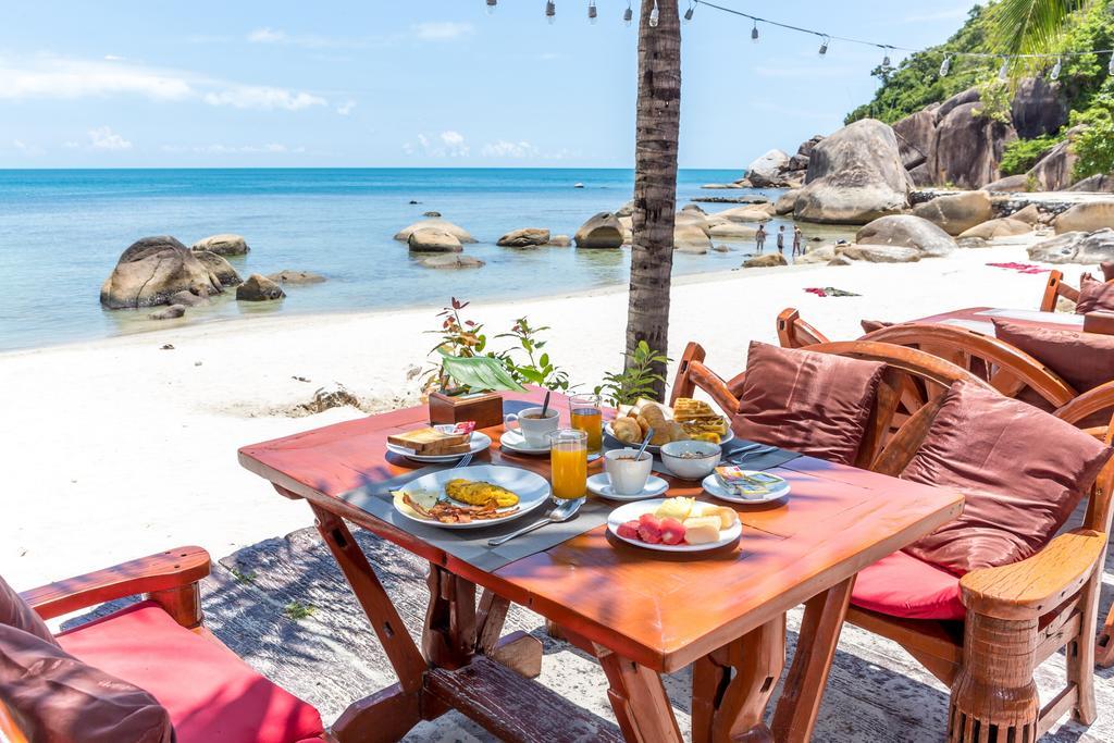 Hotel Crystal Bay Yacht Club Beach