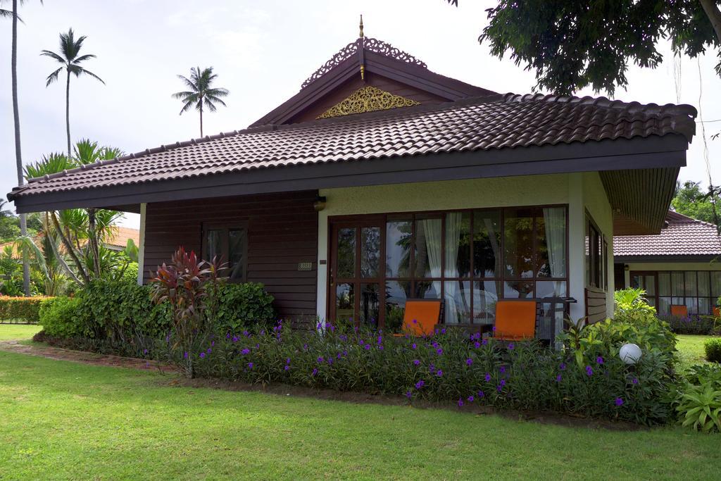 Viva Vacation Lipa Noi