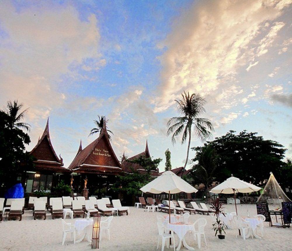 Resort White House 4*