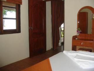 The Waterfront Boutique Hotel&cafe 3*