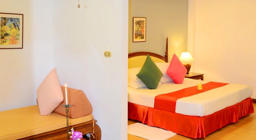 White House Resort Ko Samui