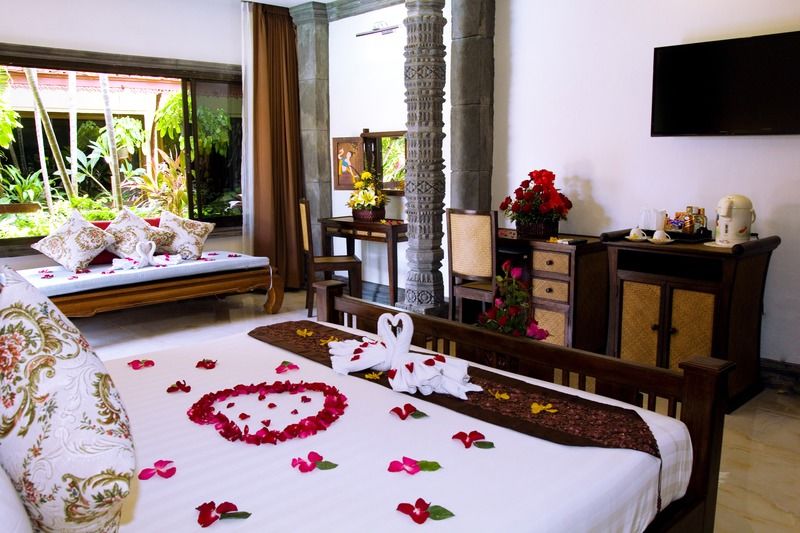 White House 4* Ko Samui