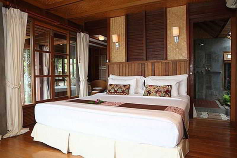 World Hotel 3*