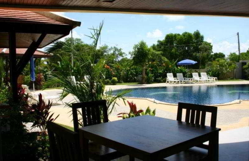 Aparthotel Chaweng Lakeview Condotel 3*