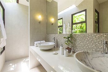 The House Villa