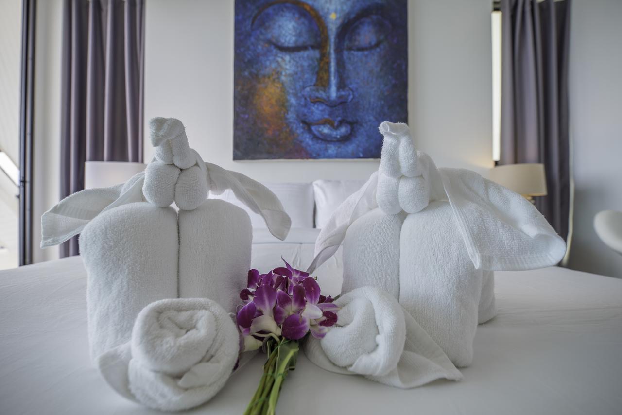 Luxury Moon Vila