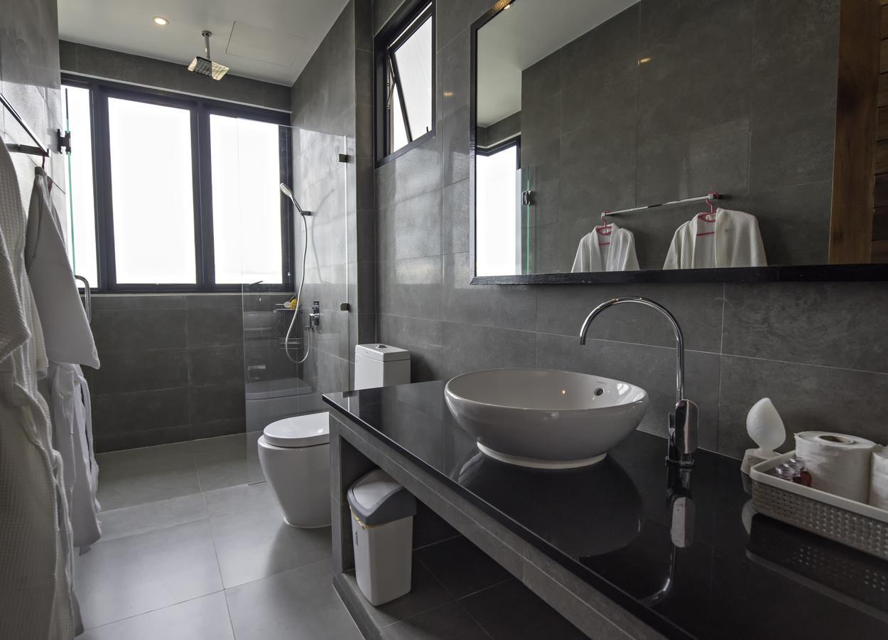 Luxury Moon Vila