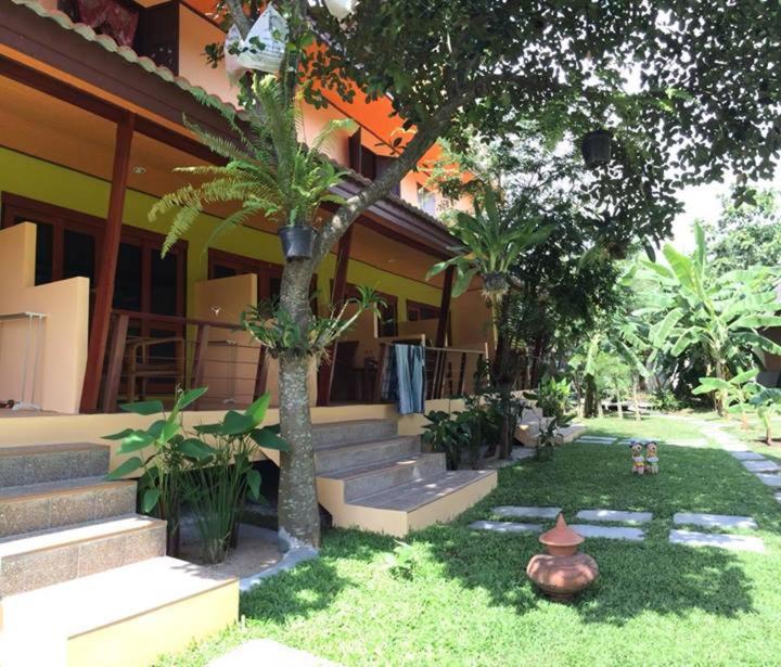 Green Villa 2*