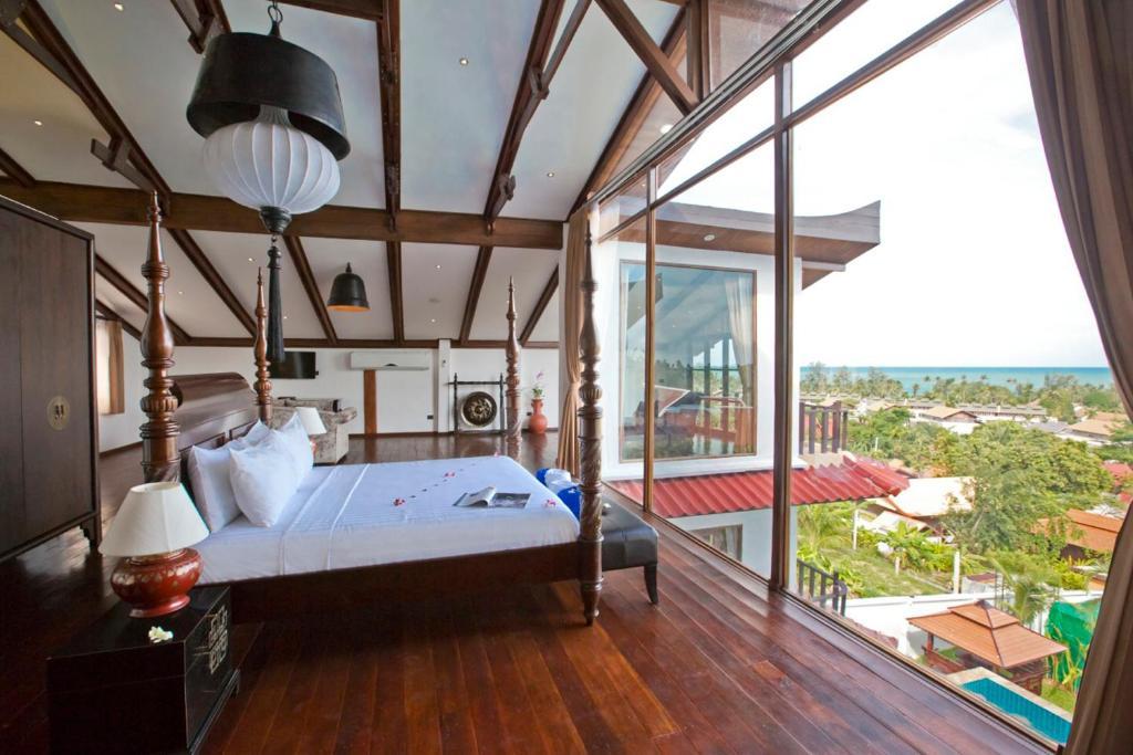 Paradise Island Estate Resort 4*