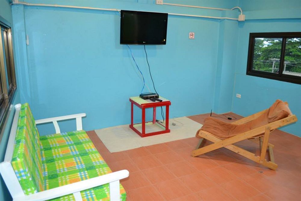 Baan Smile Hostel