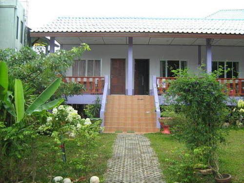 Lamoon & Guest house