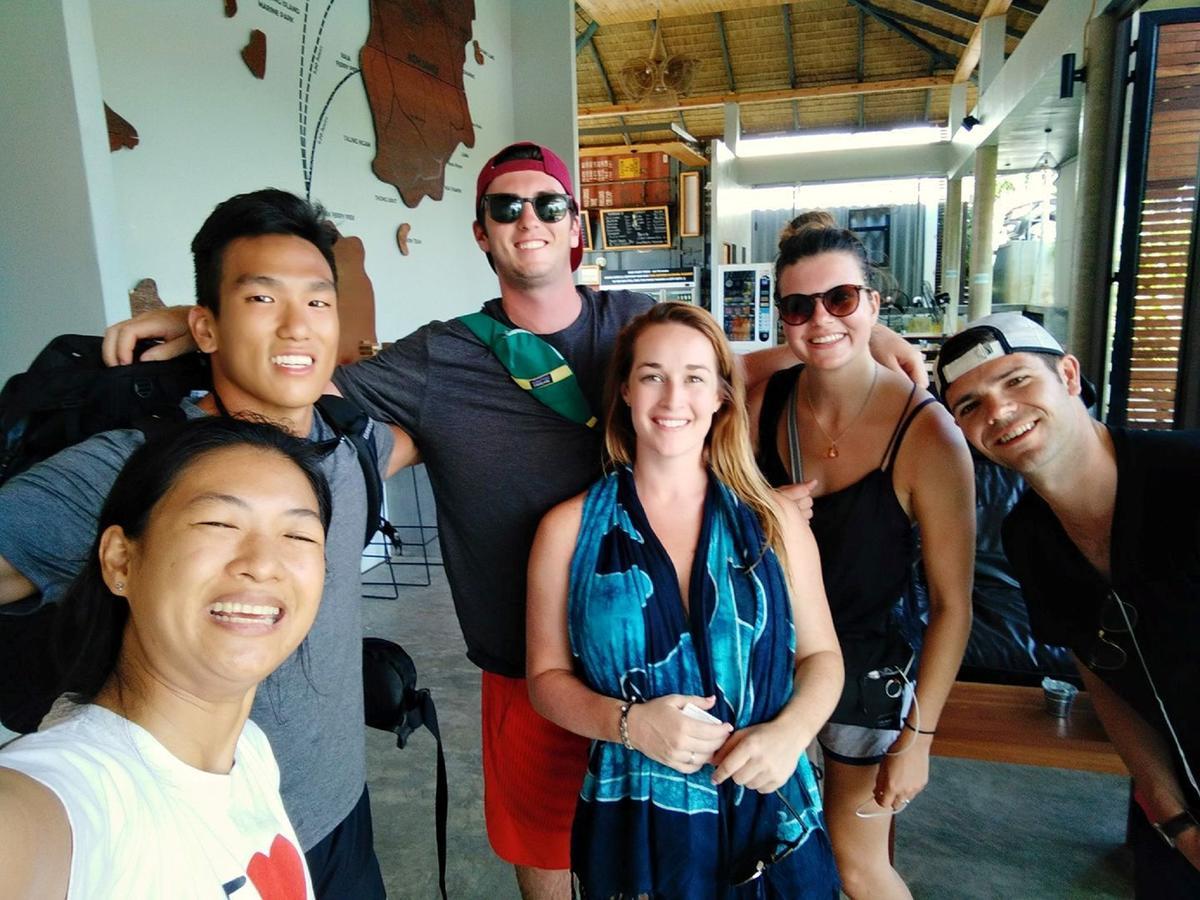 Us Samui *