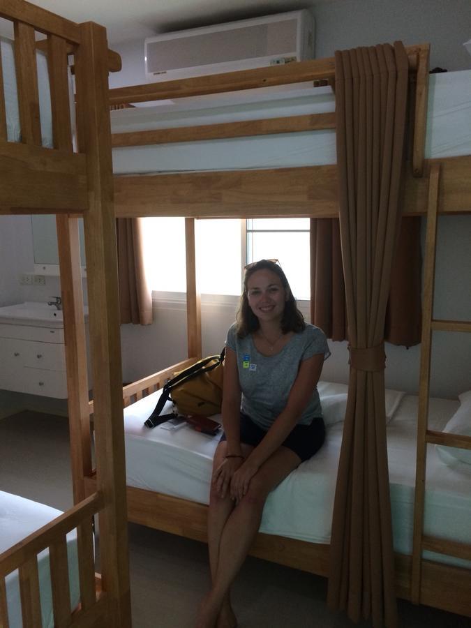 D.samui Albergue *