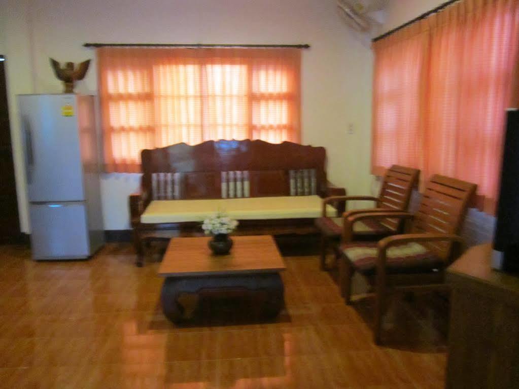 Baan Sala Lung Dam Bophut
