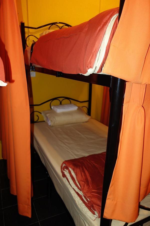 Happy Hippie Albergue *