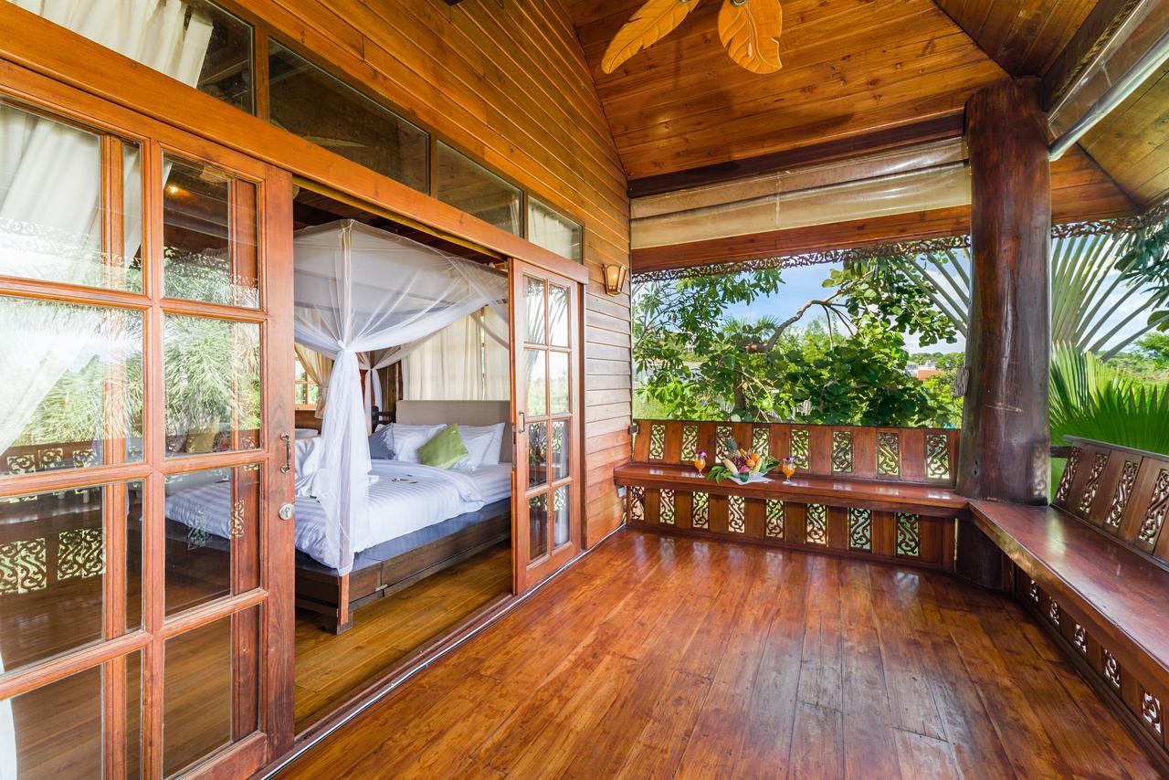 Grand Luxurious Imperial Thai By The Beach Station touristique Choeng Mon