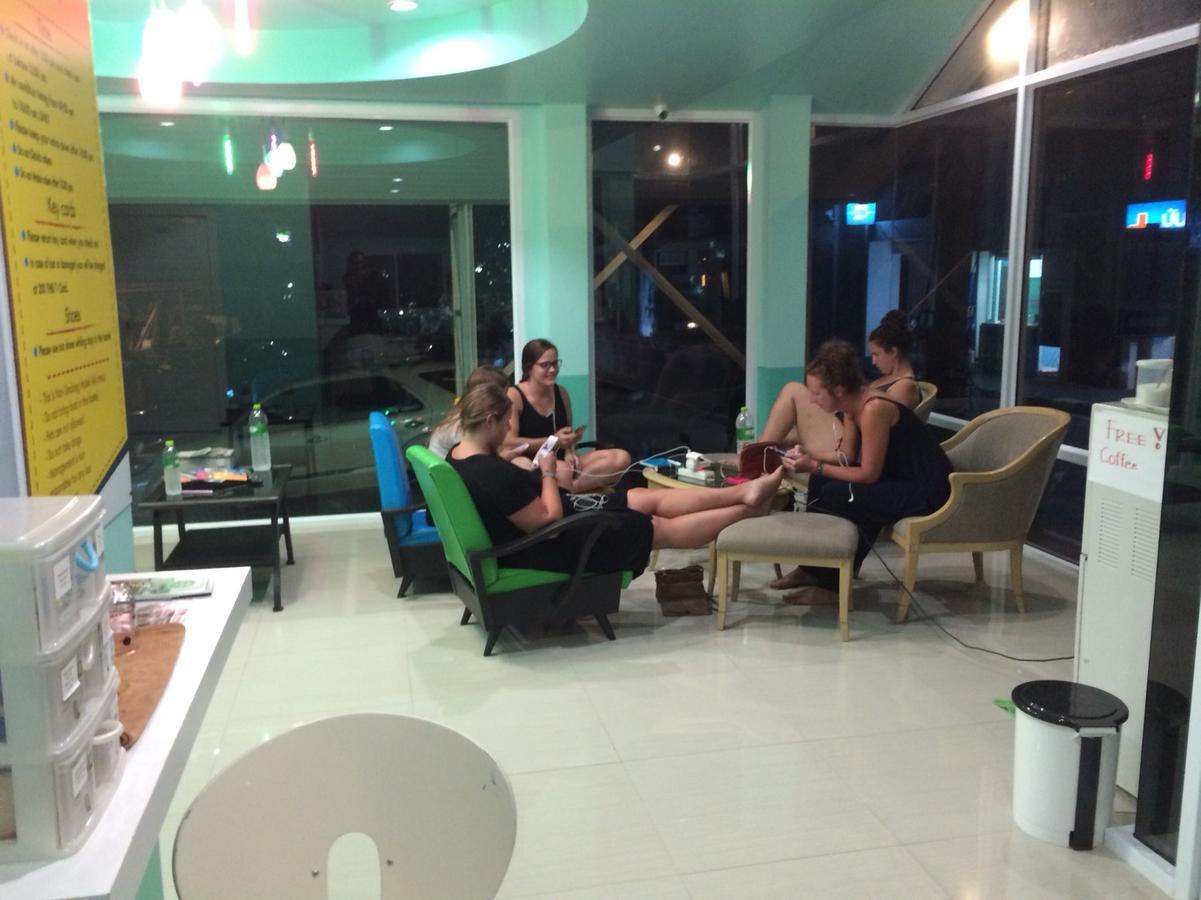 D.samui *