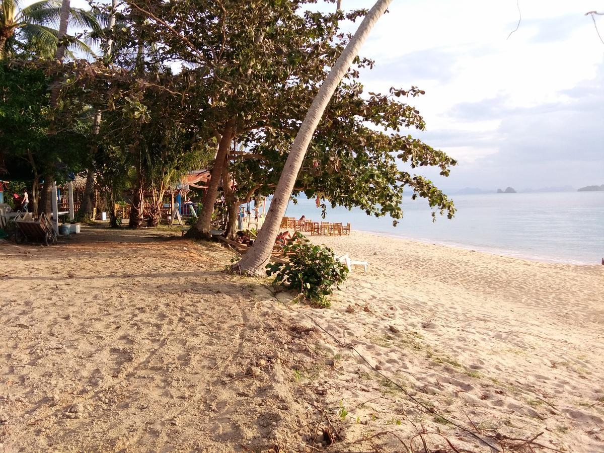 Station touristique I - Talay Samui - เขา ป่า นา เล ตลิ่งงาม สมุย Taling Ngam Beach