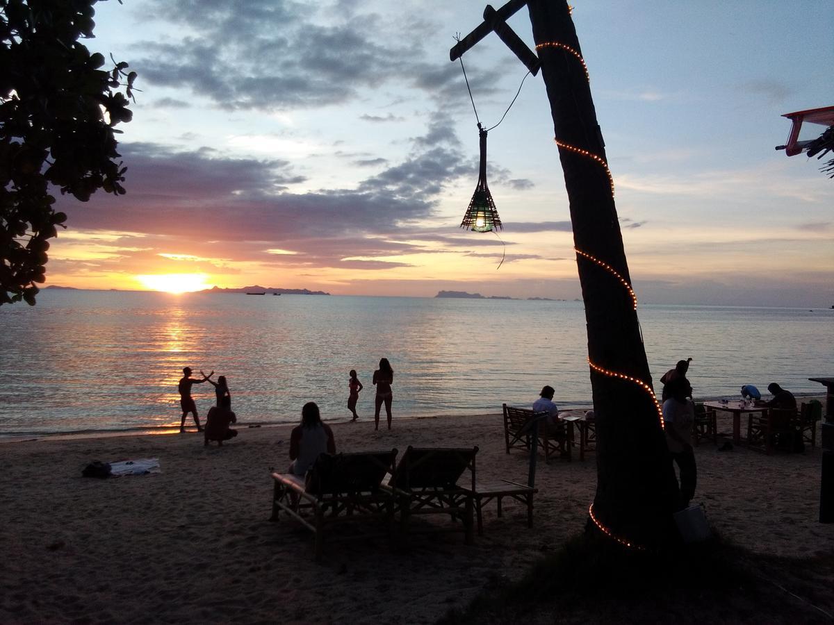 I - Talay Samui - เขา ป่า นา เล ตลิ่งงาม สมุย Station touristique