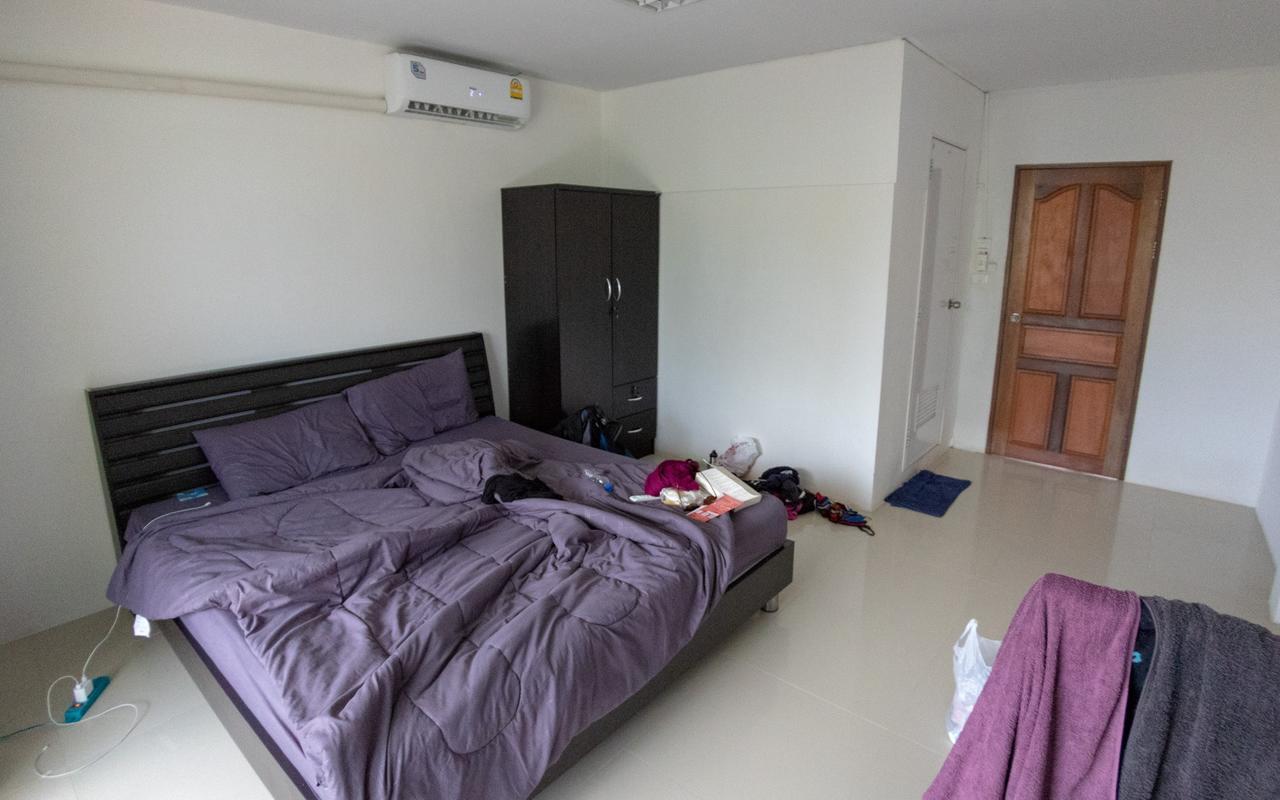 P & T Hostel *
