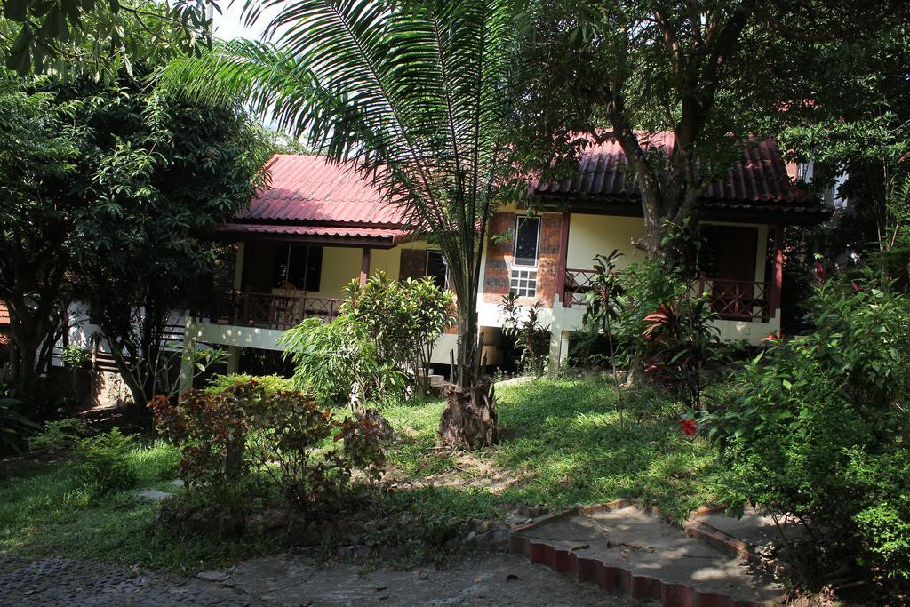 Baan Suan Sook Resort