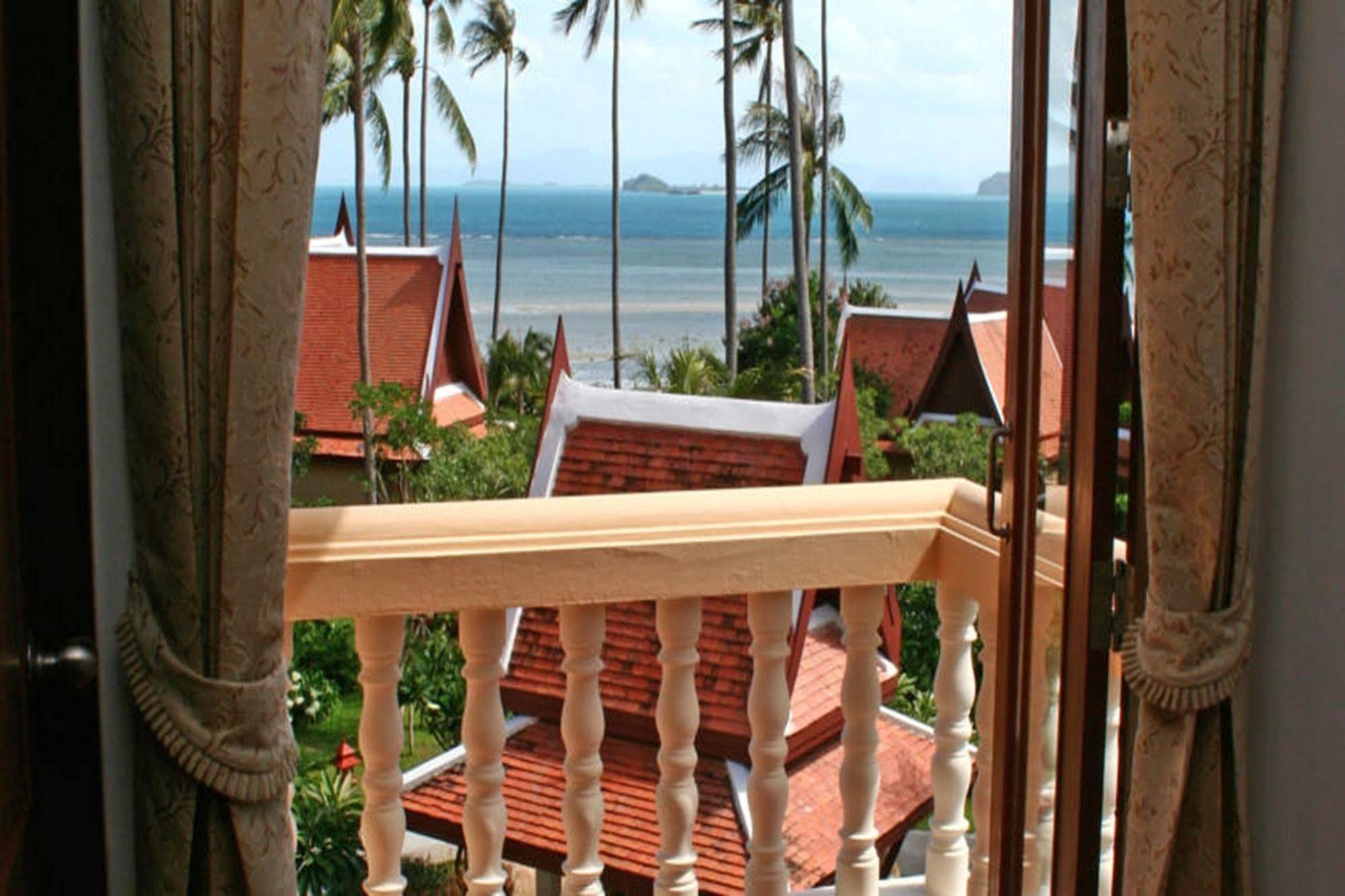 Banburee & Inclusive Resort 4*