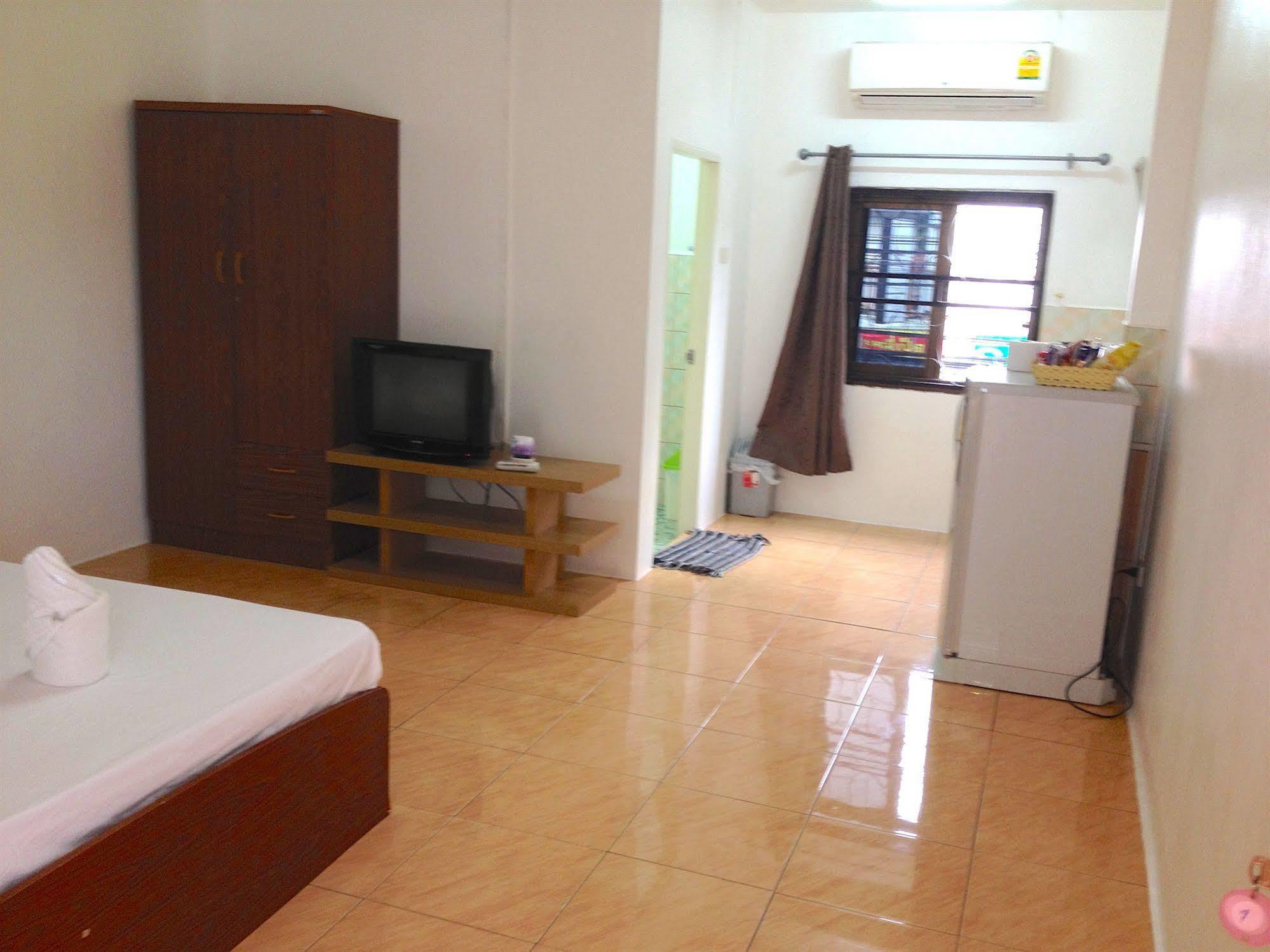 Little Austria Tams Guest house 2*