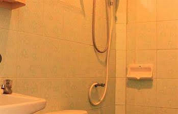 Baan Rom Mai Resort 2*