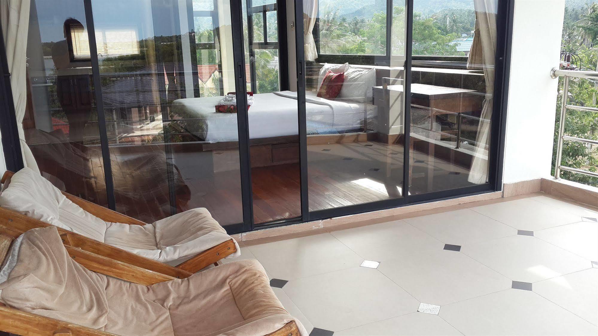Aparthotel Chaweng Lakeview Condotel 3*