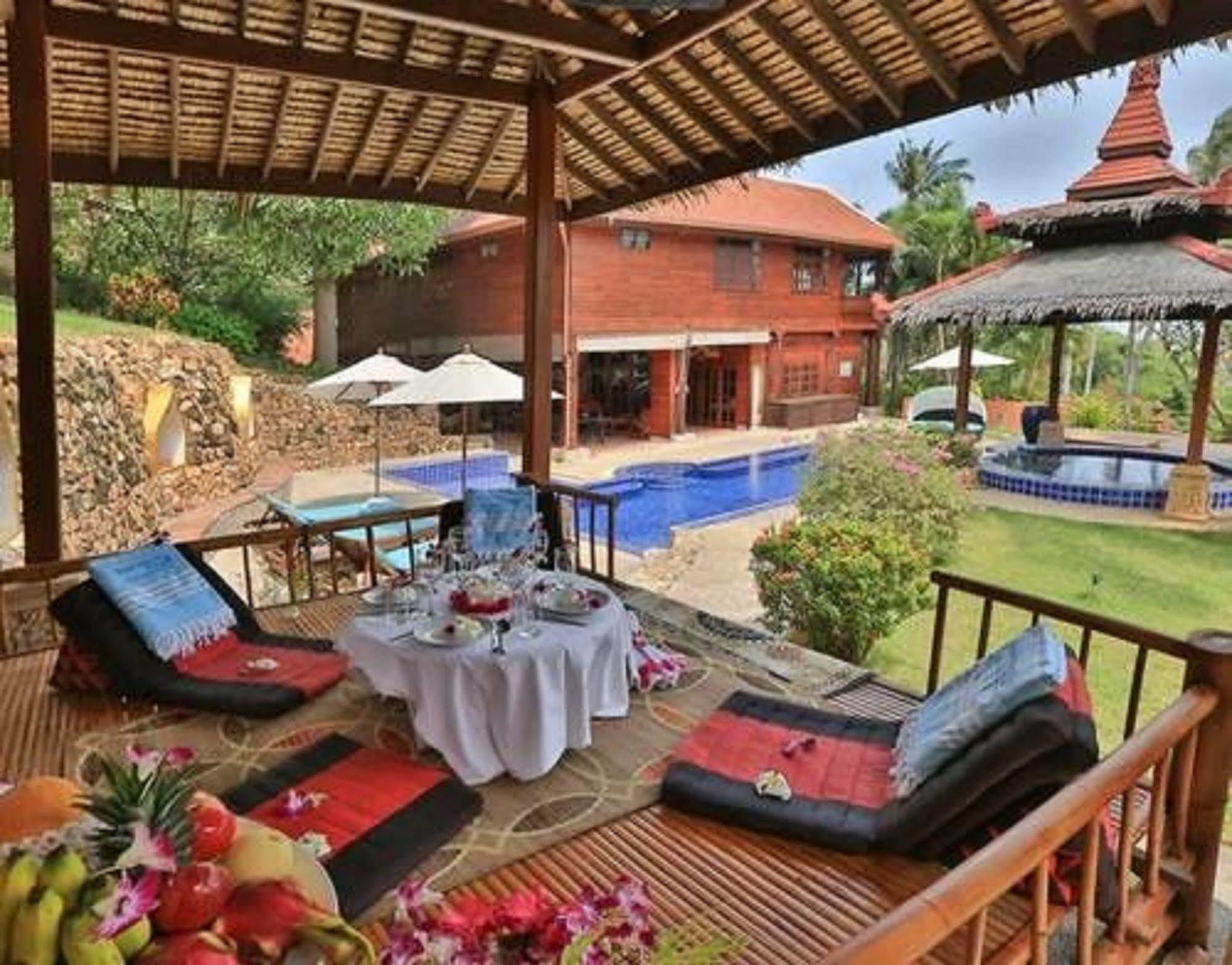 Paradise Island Estate Resort