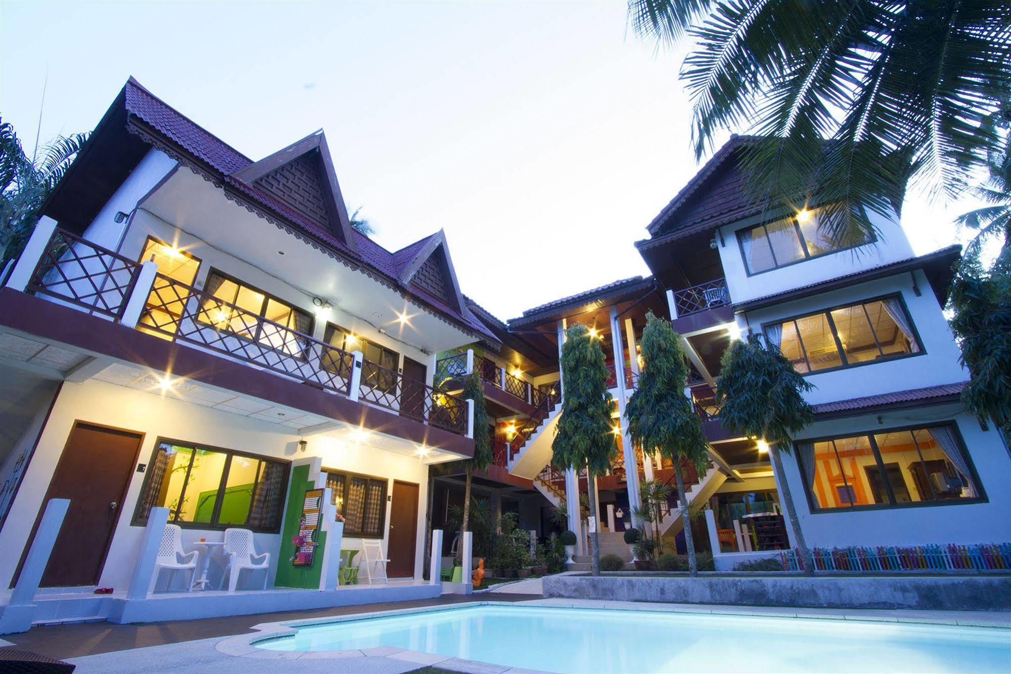 Chaweng Noi Hotel 2*