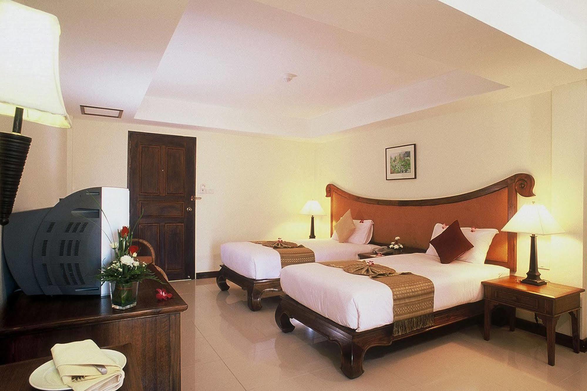 Hotel Nora Lakeview