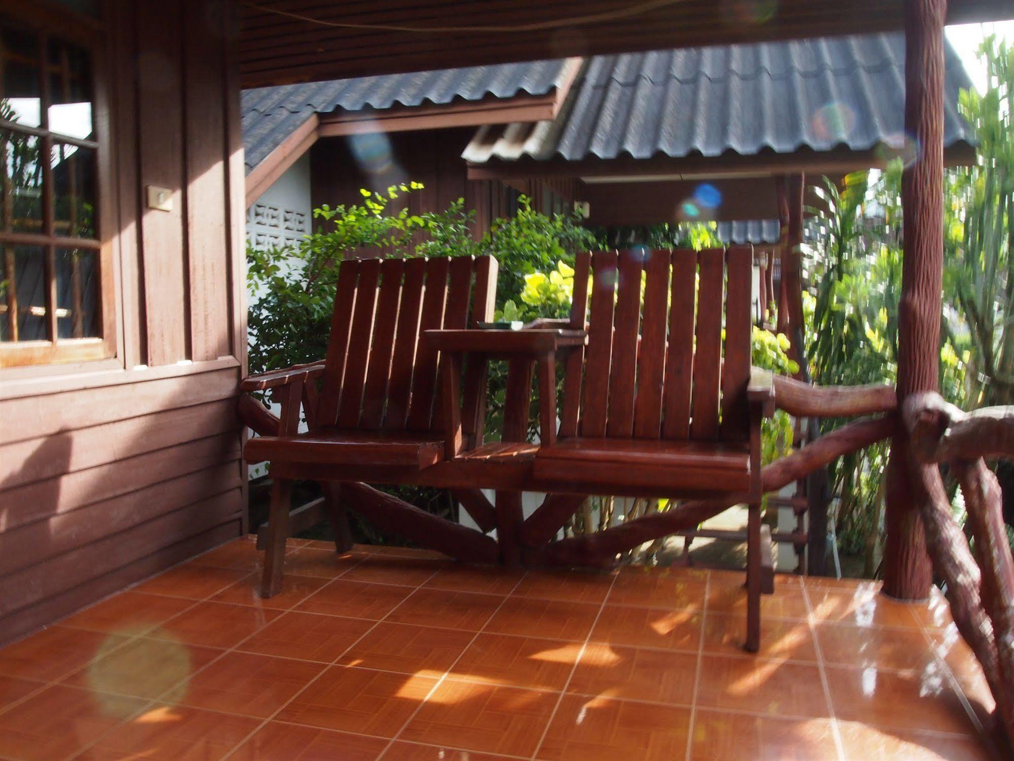 Palm Point Village 2*