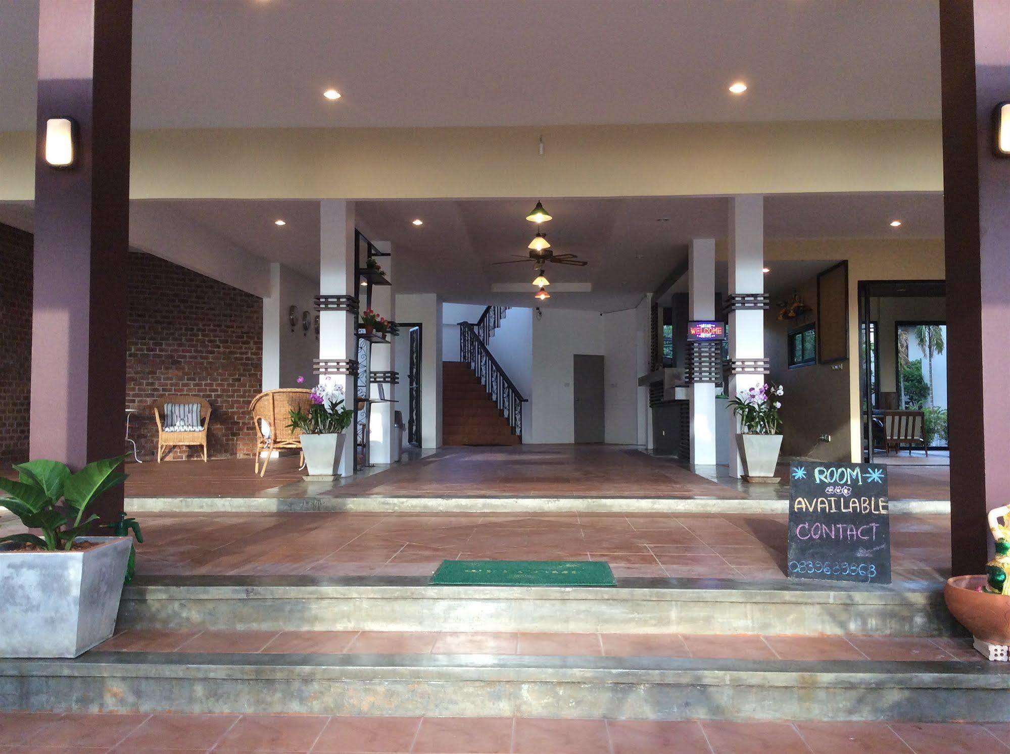 Hotel Raya Boutique *
