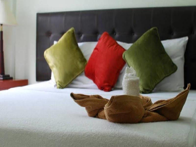 Apartment Buathong Place