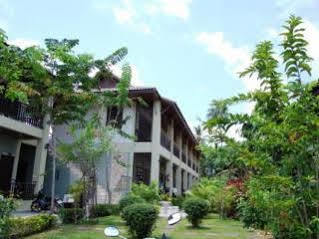 Buathong Place *