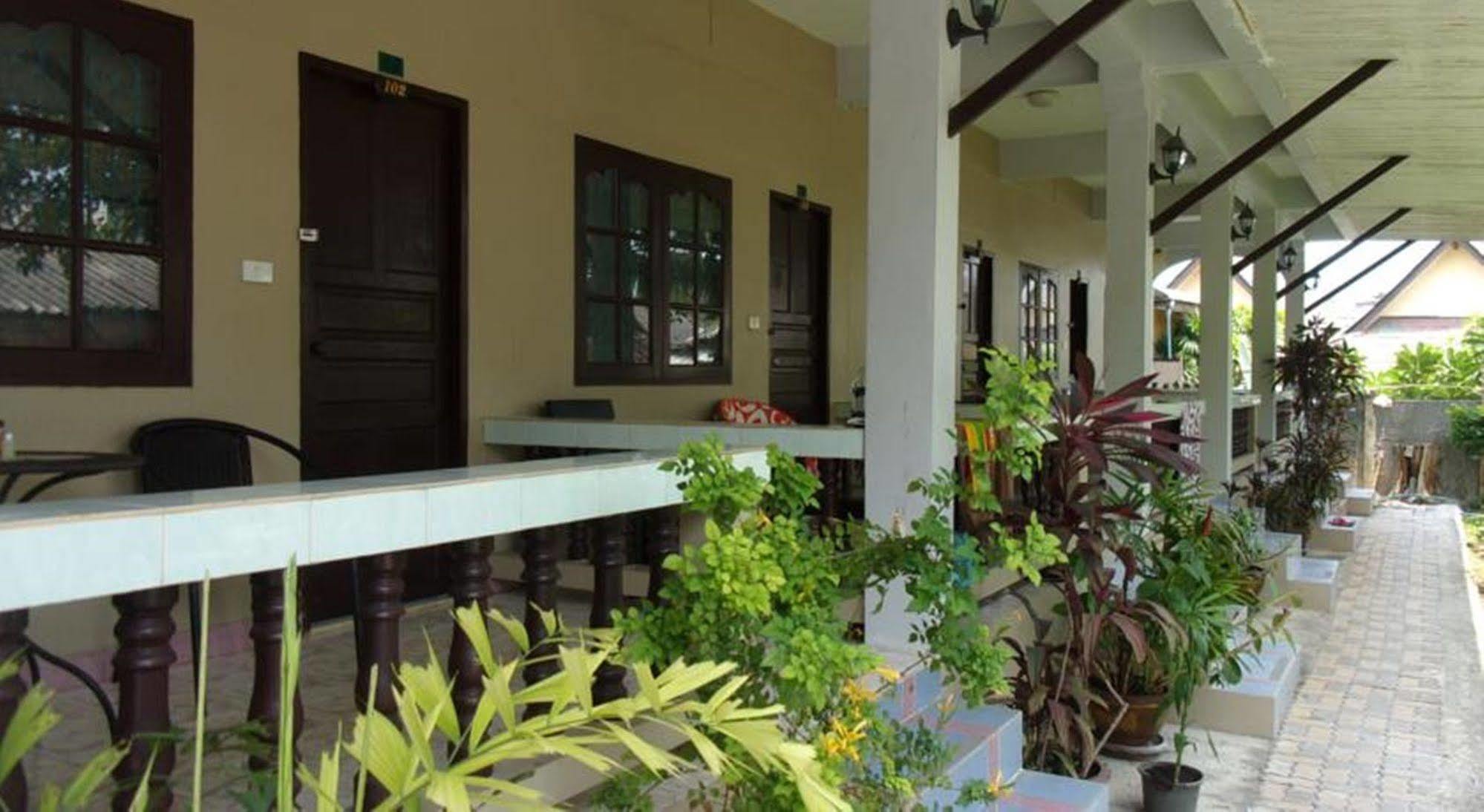Hotel Samui Seabreeze Place