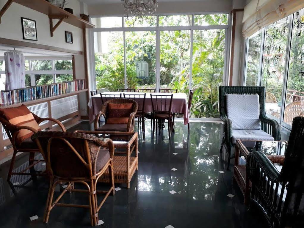 Hotel Tara