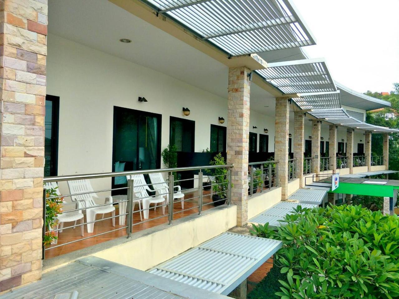 Green Residence Hotel 3*