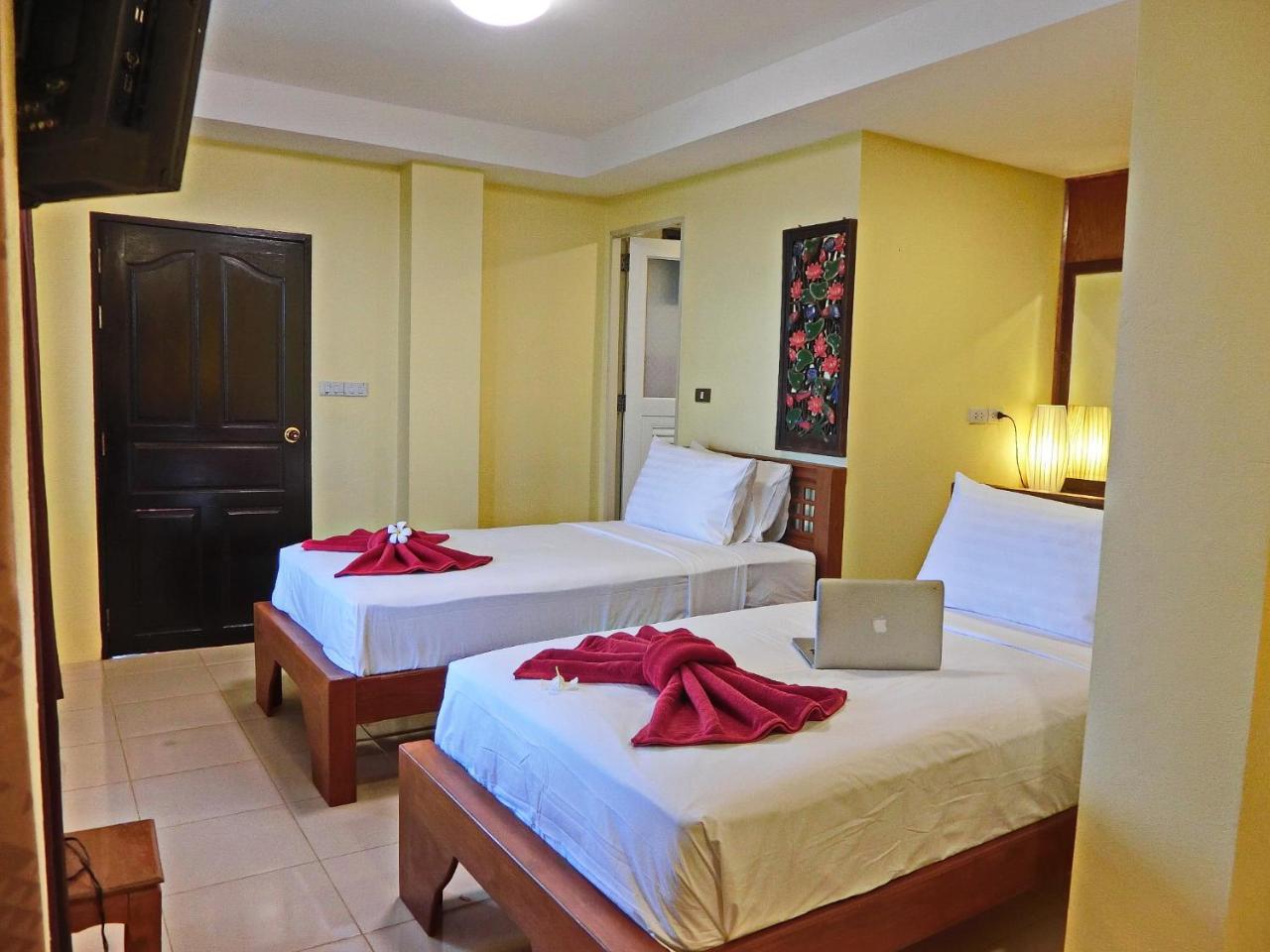 Resort Laem Sila
