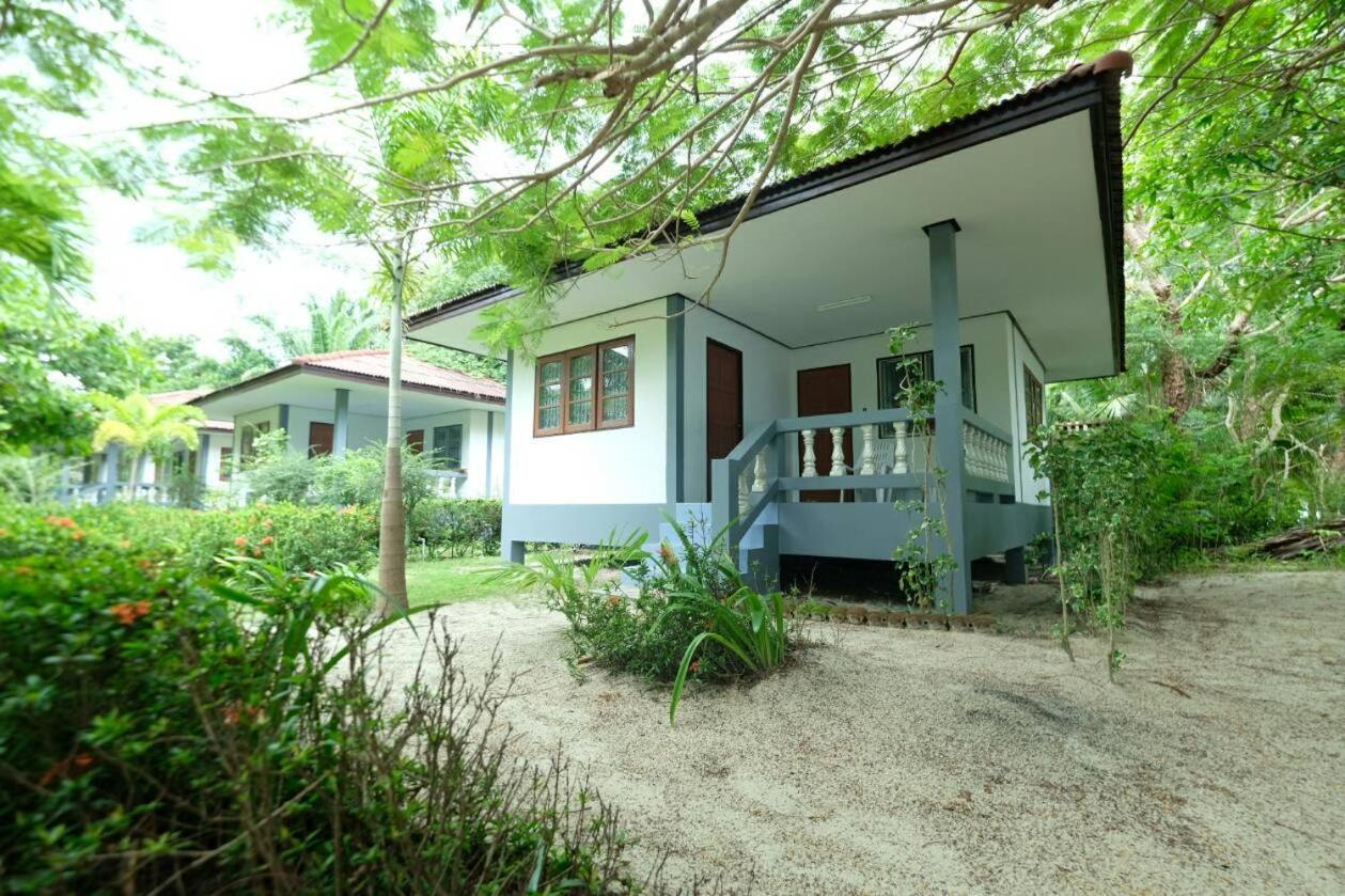 Baan Wasana Lipa Noi