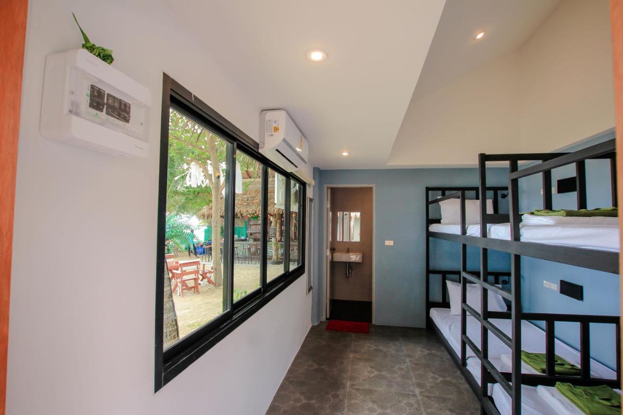 Bandon Bar & (adults Only) Hostel Lamai Beach (Koh Samui)