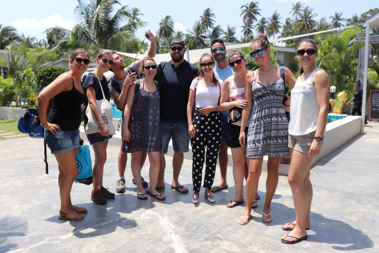 Coconutspalm Station touristique Maret