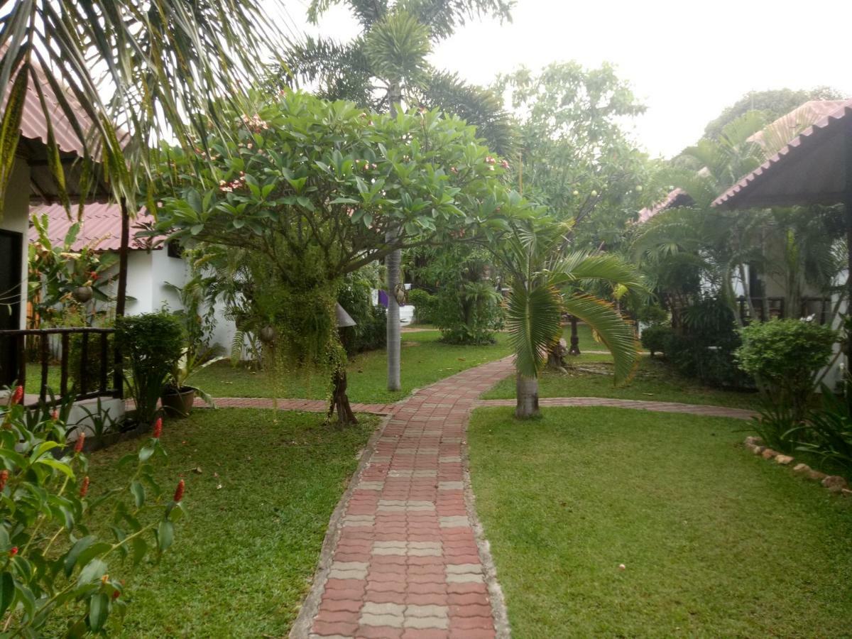 Bee Nat Garden Resort 3*