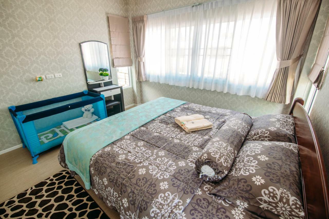 Alexandr J Co.ltd Villa
