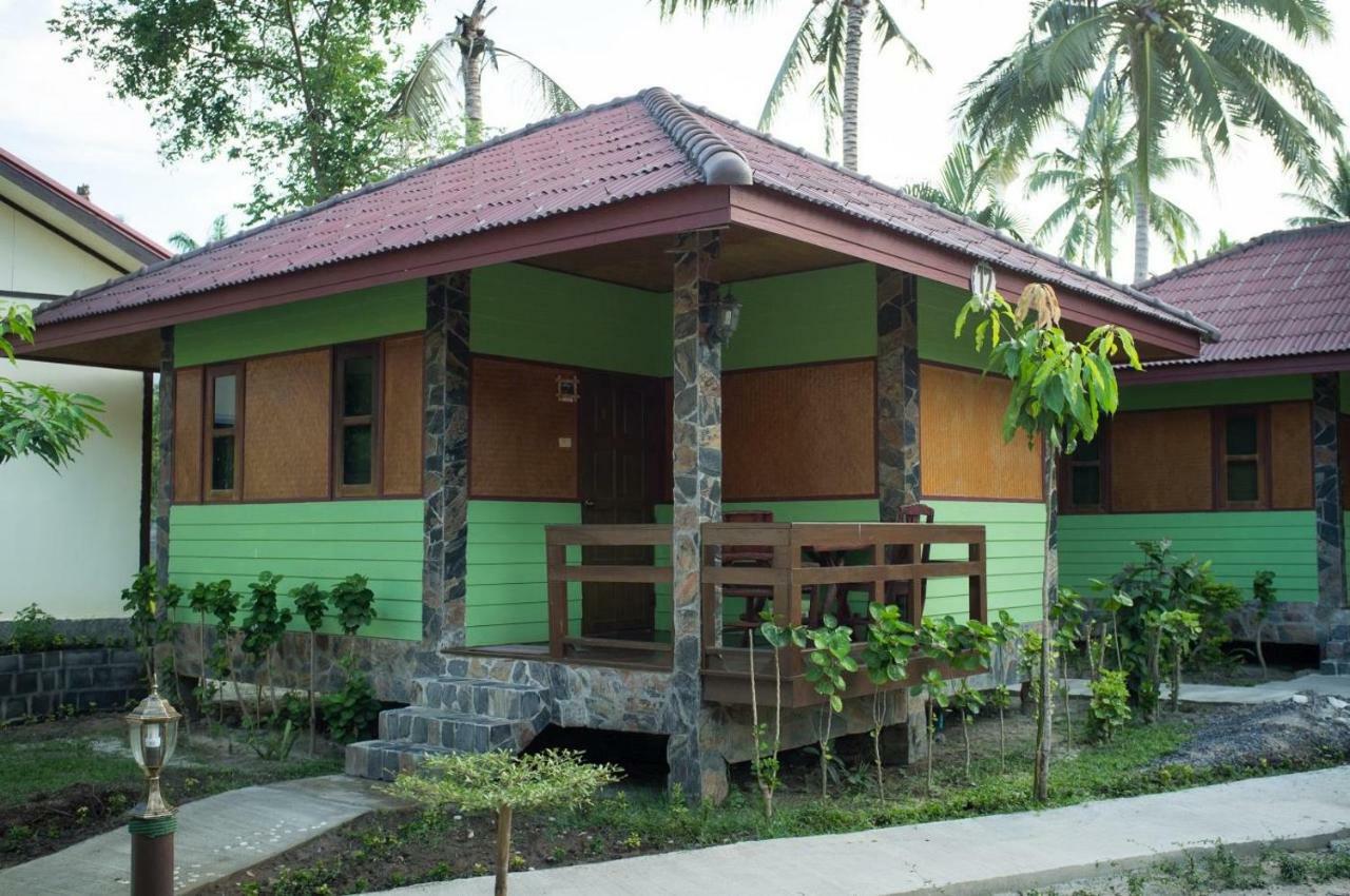 Everest Samui - Sha Mae Nam