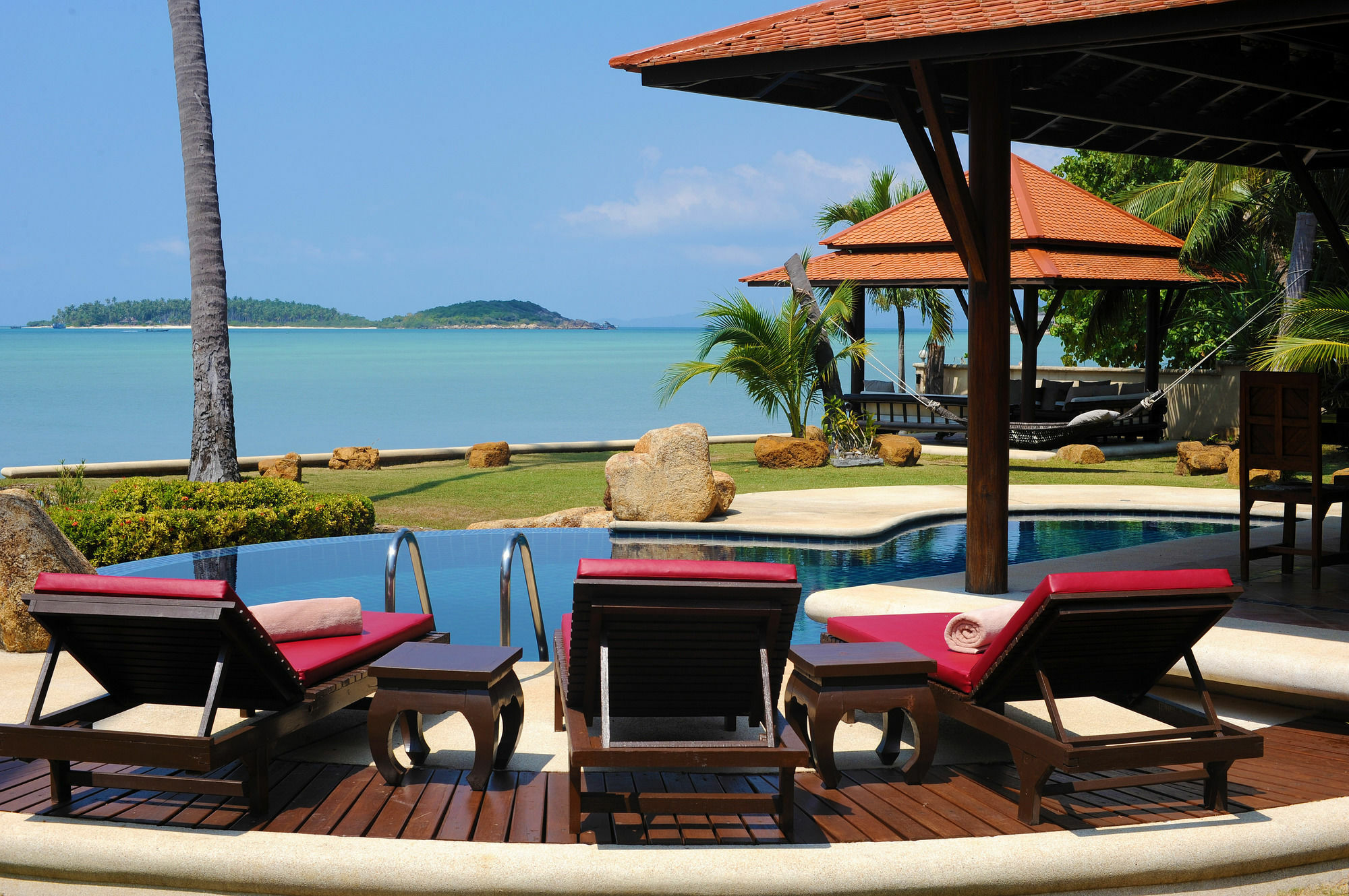 Villa All Inclusive 4 Bedroom Beach Front
