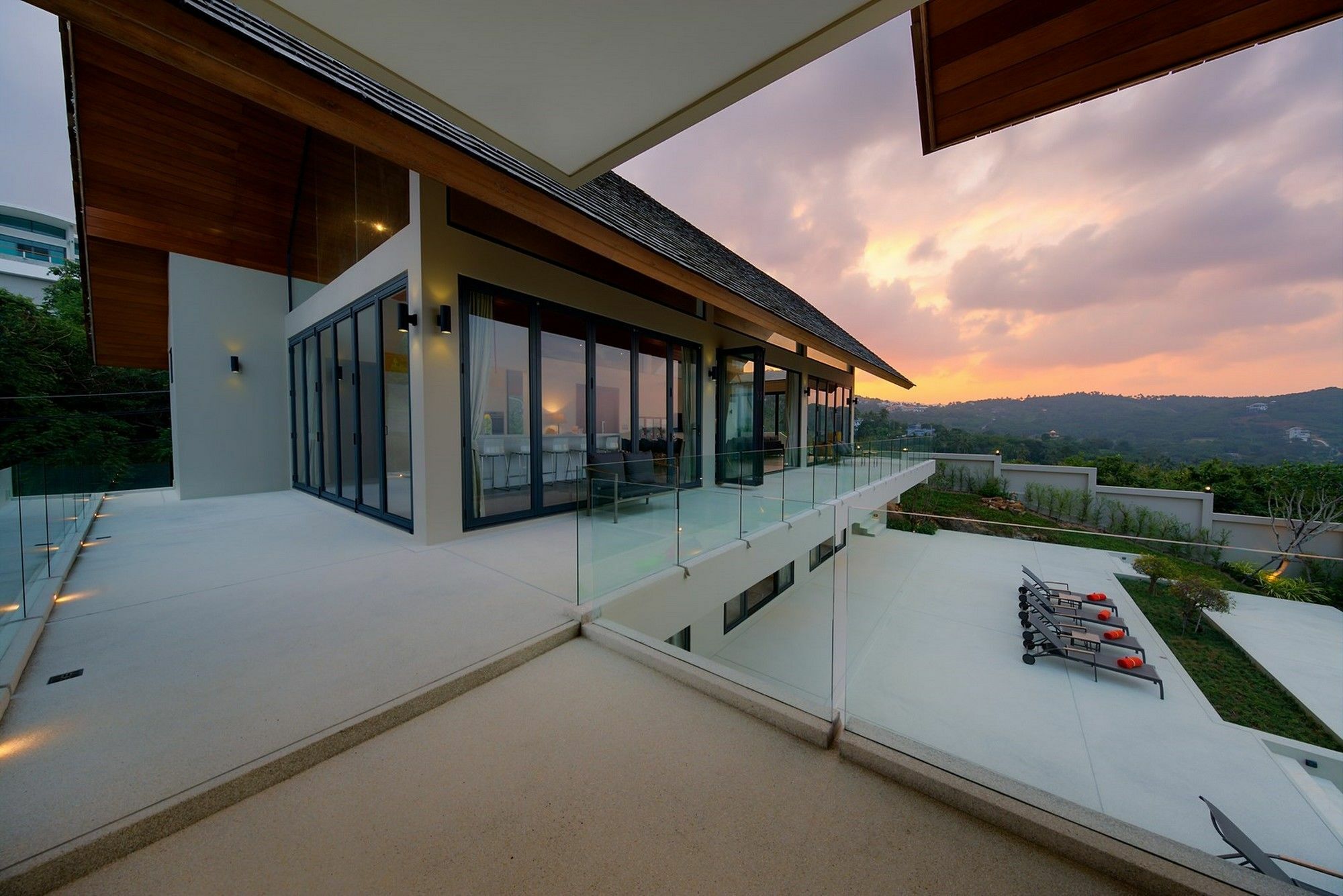 Nojoom Hills - Sea View 6 Bedroom Pousada *